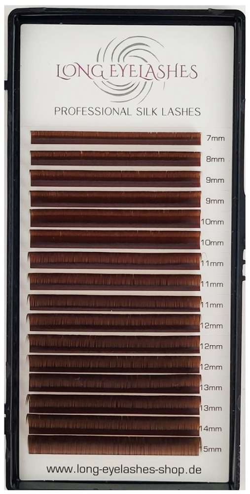 braune Wimpern für Wimpernverlängerung